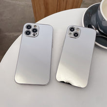 Load image into Gallery viewer, Acylic Mirror Effect iPhone Case, Silver 2
