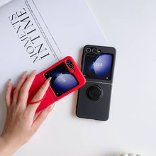 Load image into Gallery viewer, Samsung Silicone Finger Holder Case, Model Show in Hand